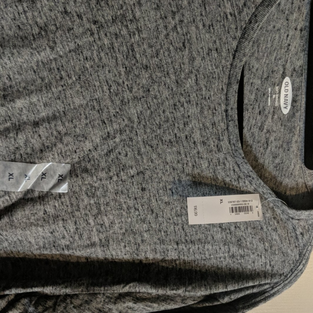 Men's XL Old Navy Soft-Washed long sleeve shirt - Picture 2 of 4